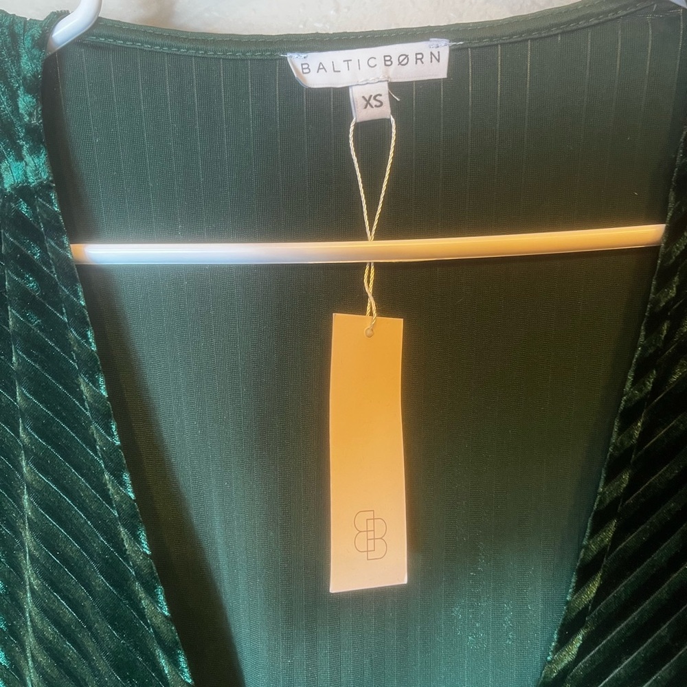 NWT Baltic Born Jada Ribbed Velvet Wrap Maxi Dress Size XS - Picture 5 of 6